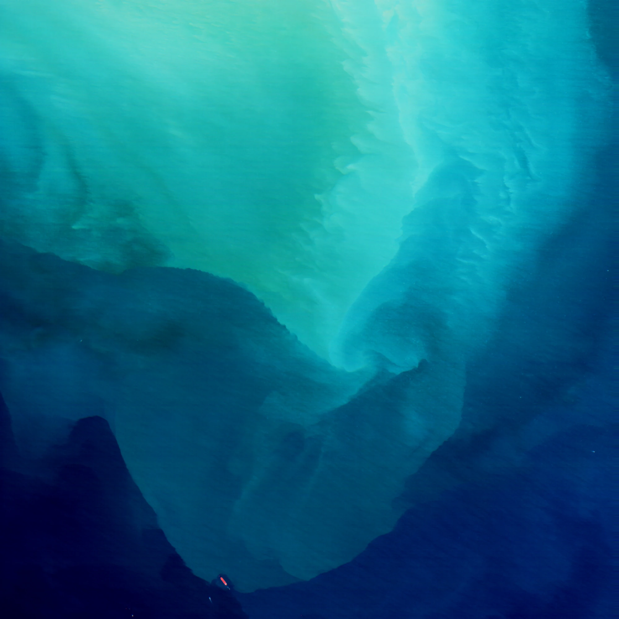 The photo shows the turquoise waters southeast of the Kuwaiti island of Failaka, located about 20 km off Kuwait’s coast at the head of the Persian Gulf.