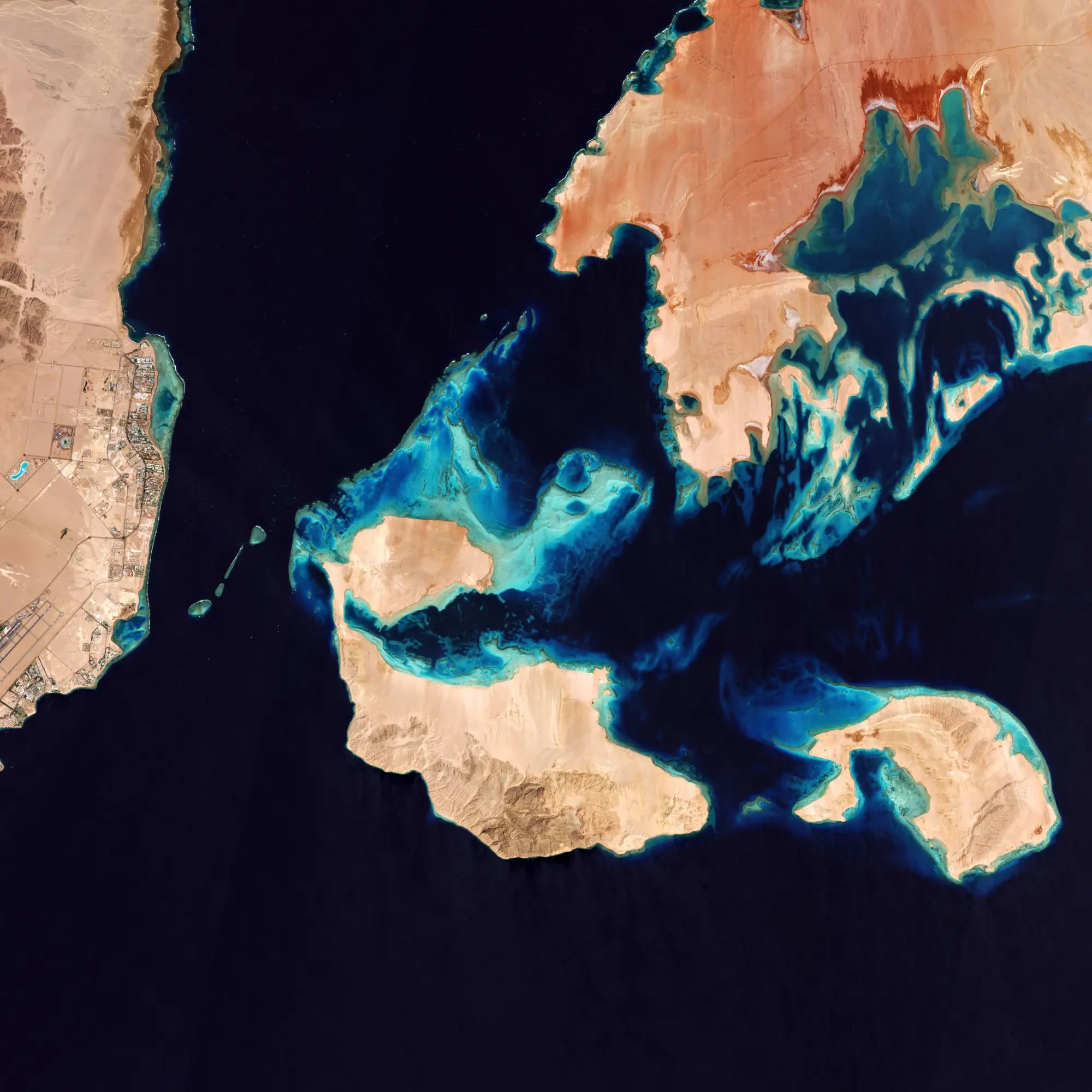The photo shows Sharm El Sheikh, located on the southern tip of the Sinai Peninsula in Egypt, seen from space by the Copernicus Sentinel-2 satellite.